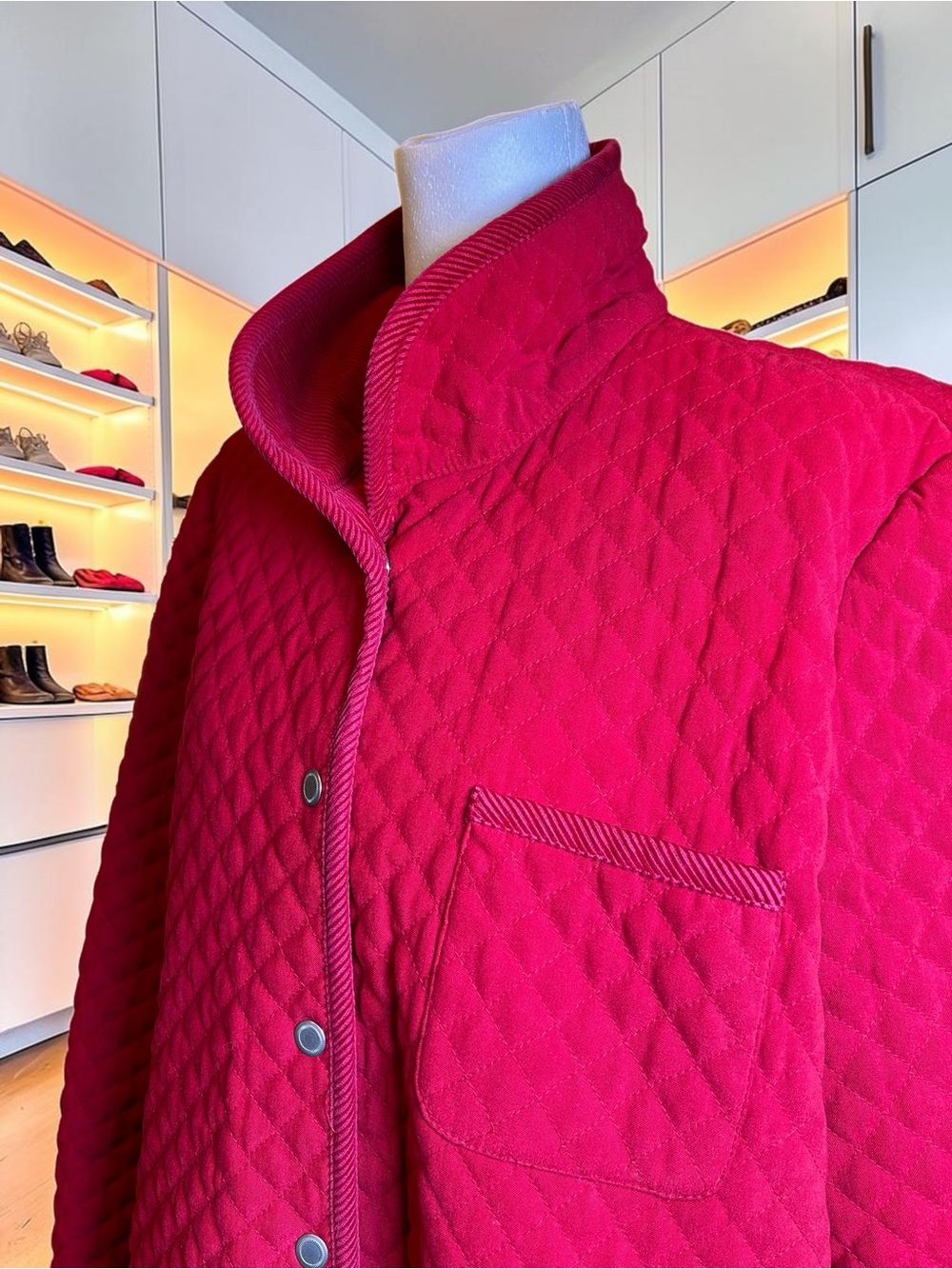 Talbots Petites Red Quilted
Jacket LP - Picture 4 of 15